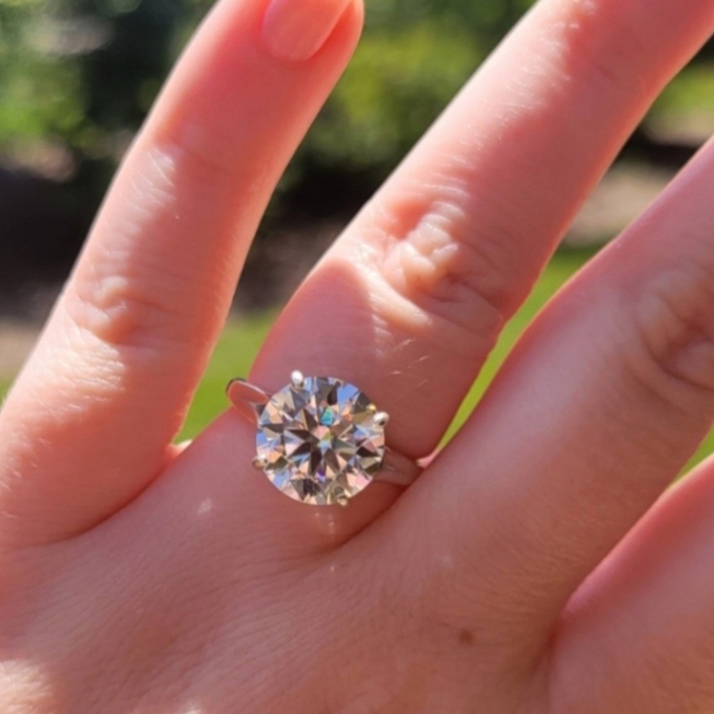 New 5ct Certified Moissanite Engagement Ring - Picture 5 of 12